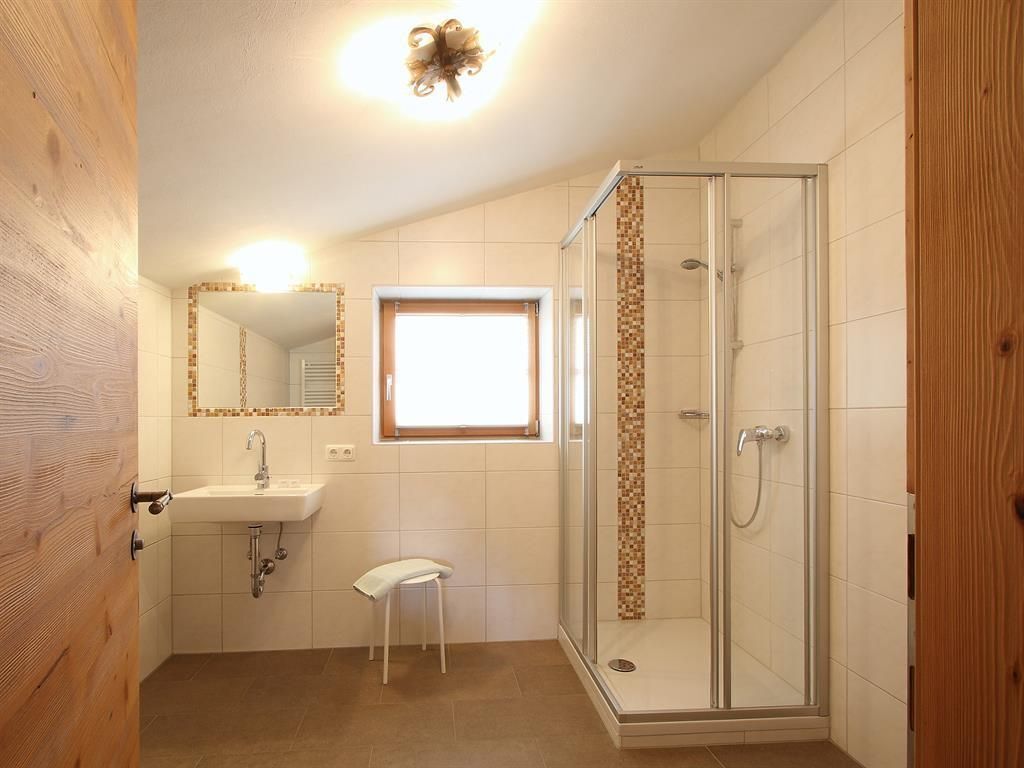 Doppel- Dreibettzimmer "Komfort", Mit Bad - Gasthof Bäckerwirt - Leogang