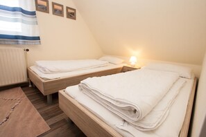 2 makuuhuonetta, vauvan matkasänky, ilmainen Wi-Fi