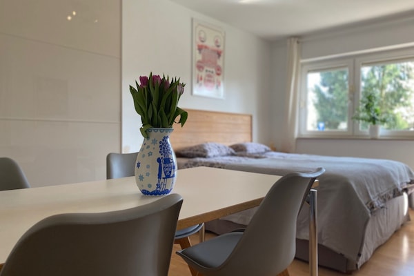 1 quarto, Wi-Fi de cortesia, roupa de cama