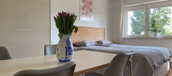 Nær byen bor på landsbygda med god tilgang