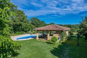 Outdoor pool, sun loungers