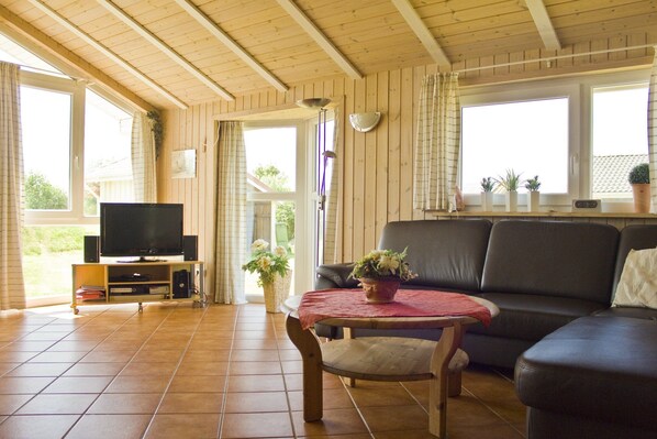 TV, DVD player, stereo