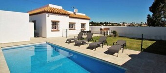 Private pool, large garden, in Fuente del Gallo, a few minutes from the beach, free WiFi - Casa Granados -