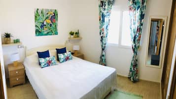 3 Schlafzimmer, Zimmersafe, Bügeleisen/Bügelbrett, Reisekinderbett