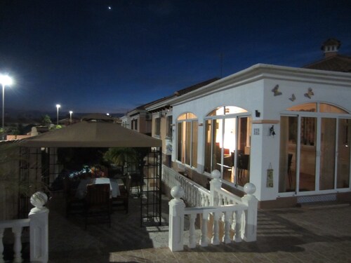 Fantastic holiday in the land of the sun, in a lovely Villa with pool.