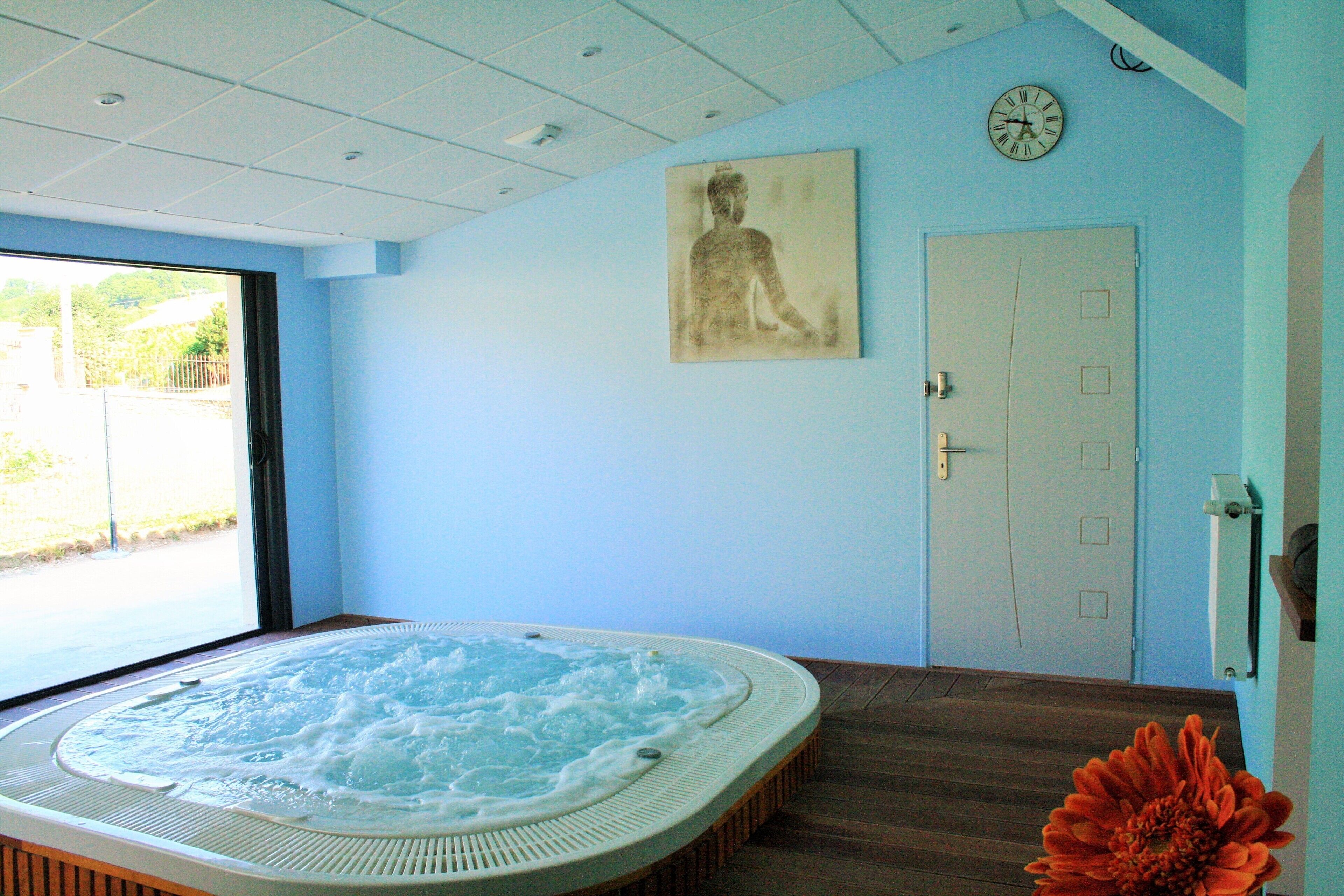 The Domain La Rebière welcomes you to its three holiday homes.