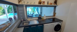 Refrigerador, microondas, parrilla de estufa y lavavajillas 