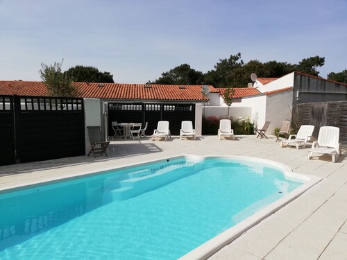 CLOS DES PINS **, cottage for 4 PEOPLE, 2 BEDROOMS, PRIVATE PATIO, SWIMMING POOL
