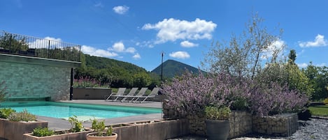 Outdoor pool, a heated pool