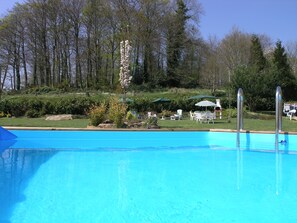 Piscine extérieure, piscine chauffée