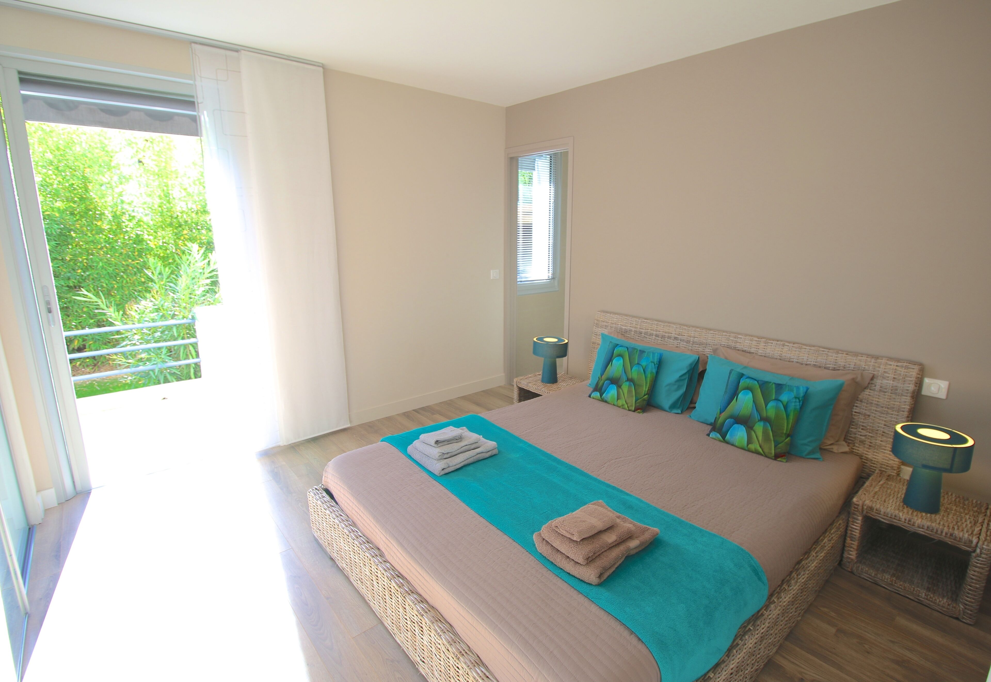 Villa , 2 miles & 6 min from Cannes Croisette, beaches & FILM FESTIVAL