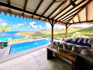 Terrace/patio - Panoramic view and cozy atmosphere for this villa in Creole style (Les Anses d'Arlet)