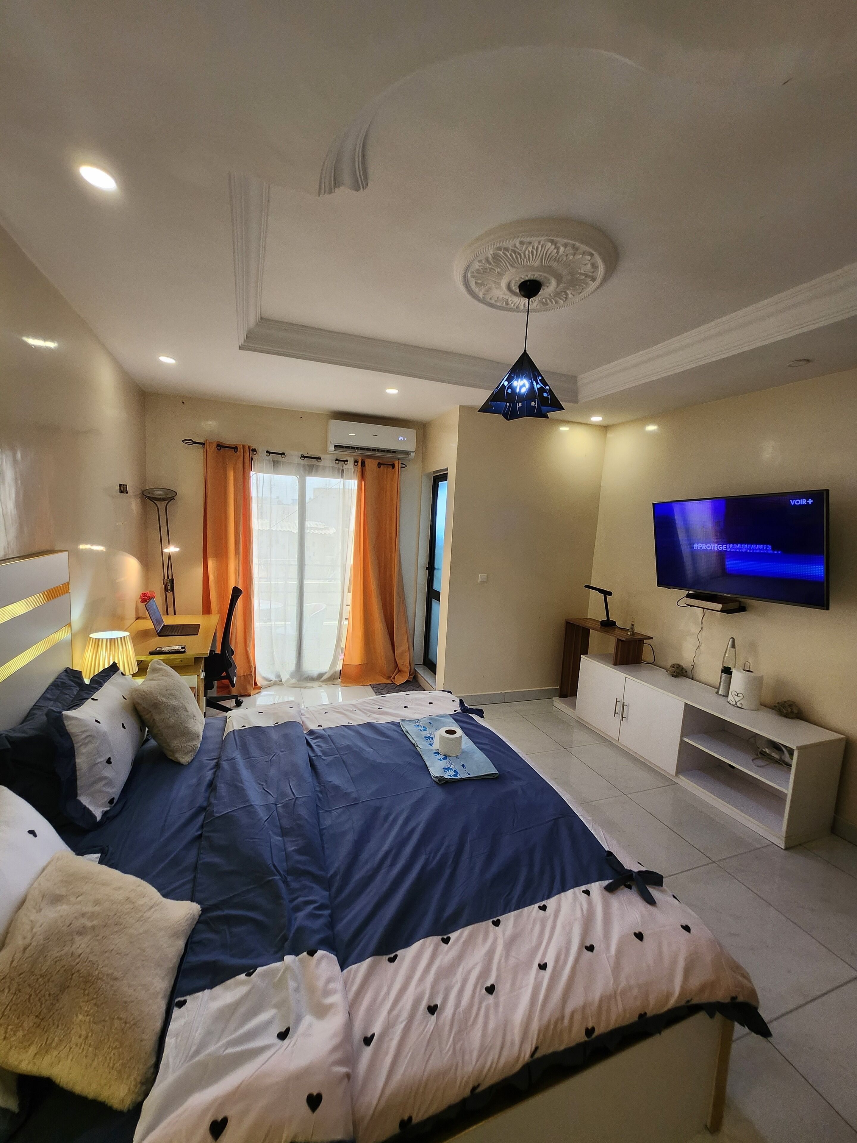 Wi-Fi gratuit, draps fournis