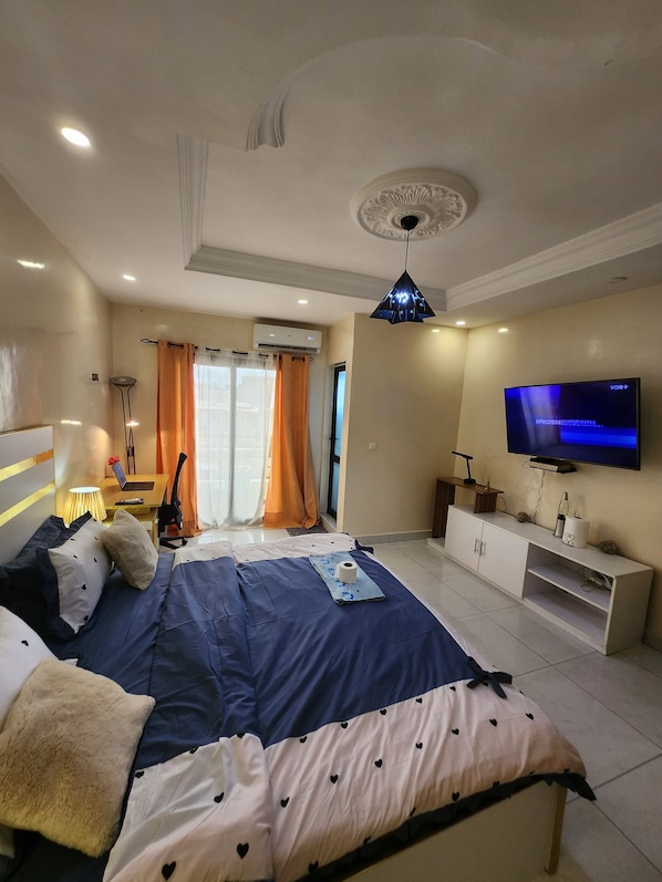 Wi-Fi gratuit, draps fournis