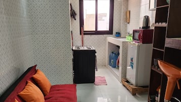 Smart TV, videojuegos, reproductor de DVD y videoteca