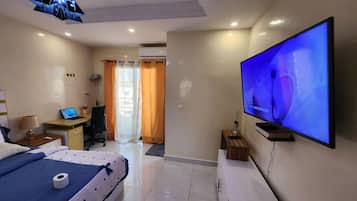 Wifi gratis y ropa de cama