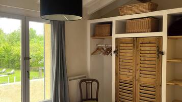 4 chambres, fer et planche Ă repasser, Wi-Fi gratuit