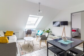 1 chambre, fer et planche à repasser, lit parapluie, Wi-Fi gratuit