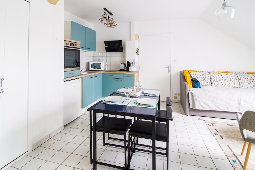 Club House 3 - Cottage in the Heart of Carquefou - bus N ° 85 at 50m