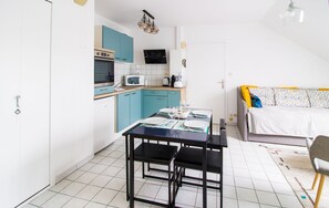 Interior - Club House 3 - Cottage in the Heart of Carquefou - bus N ° 85 at 50m (carquefou)