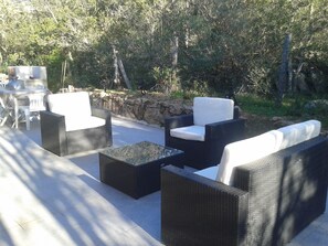 Terrace/patio - CHARMING VILLA WITH PRIVATE POOL 4 TO 5 PEOPLE NEAR PALOMBAGGIA (PORTO VECCHIO)