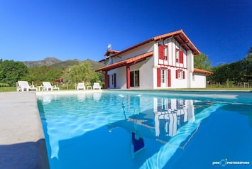 LA PISCINE