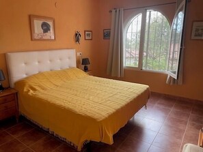 3 Schlafzimmer, Bügeleisen/Bügelbrett, kostenloses WLAN
