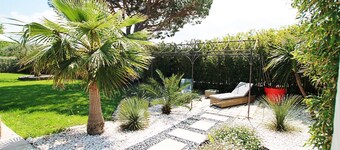 Air-conditioned Provencal villa with heated swimming pool in Grimaud.