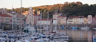 APPART AVEC ASCENCEUR  55 m2 VUE MER 2 CH 2/4 PERS,LOGIA,WIFI,GARAGE