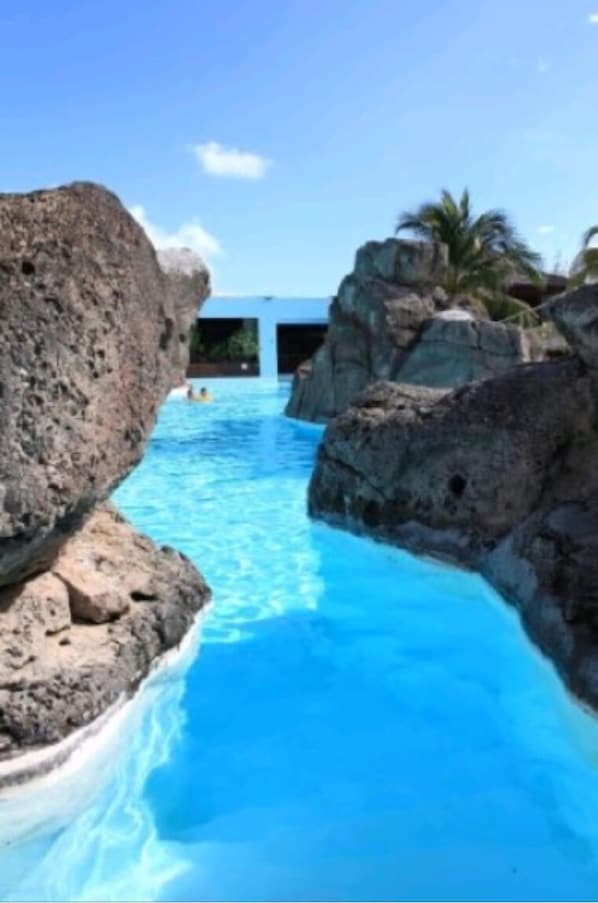 Piscine extérieure