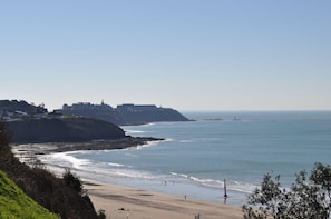 Beach nearby - House located in the city center and close to the beach (Donville-Les-Bains)