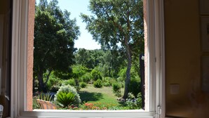 Interior - Villa, quiet, private pool, 2 bedrooms for 5 people, comfort much appreciated (Porto-Vecchio)