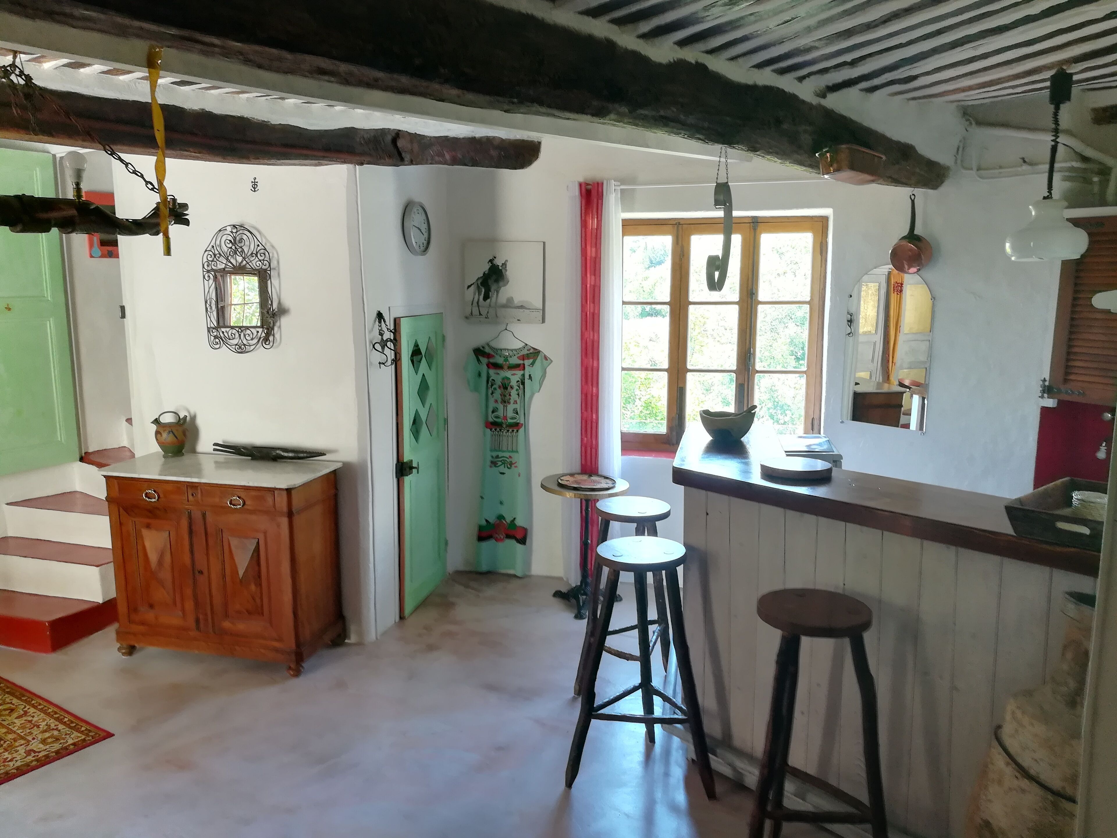 Typical village house, vençois hinterland