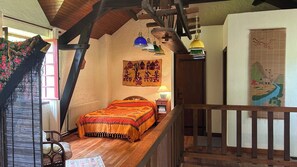 3 bedrooms, desk, iron/ironing board, travel cot - Grand MOULIN Restored In Beautiful Green Space, Near Uzerche (Espartignac)