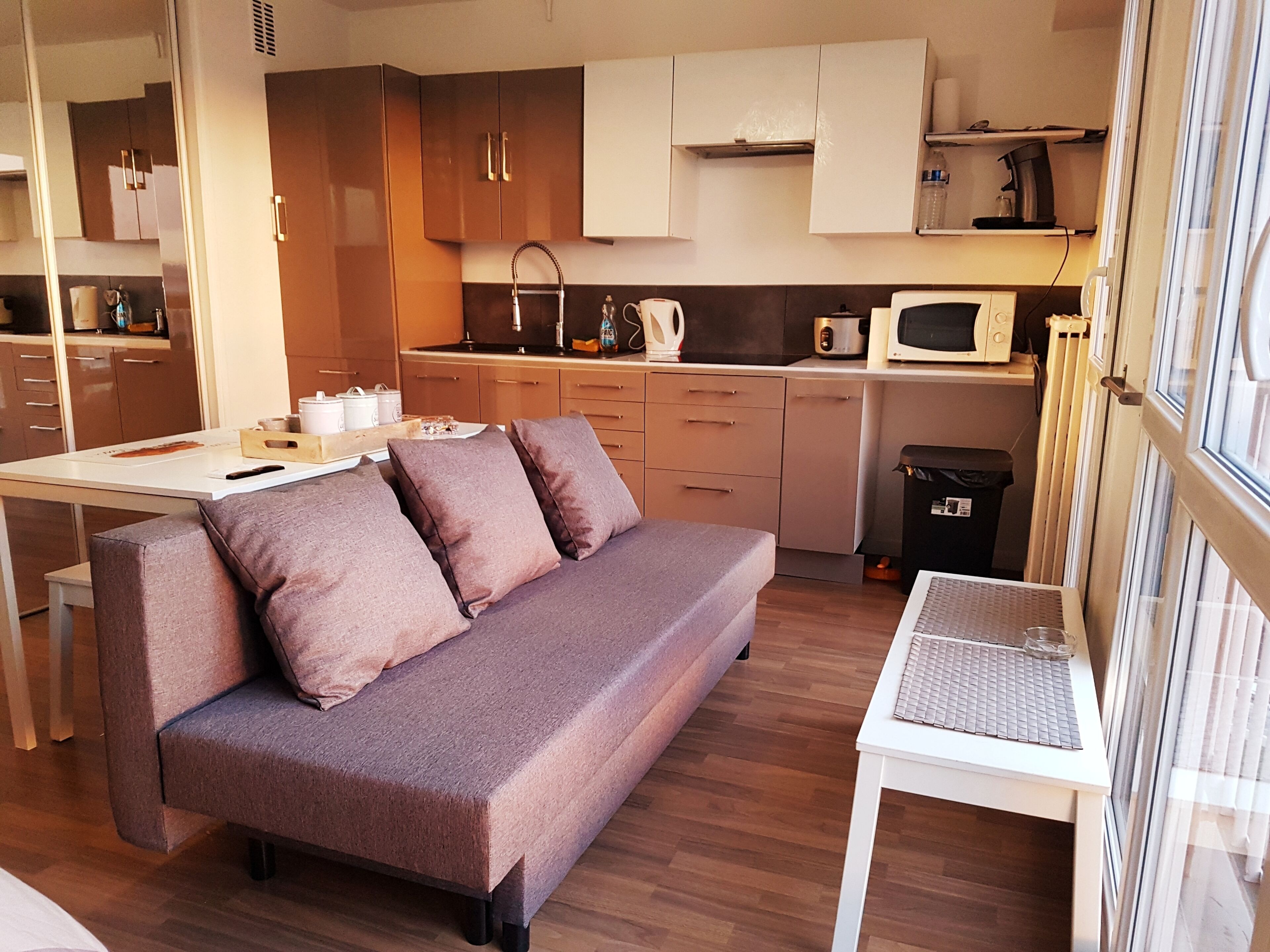 Paris Le Bourget - 20 min. Roissy CDG