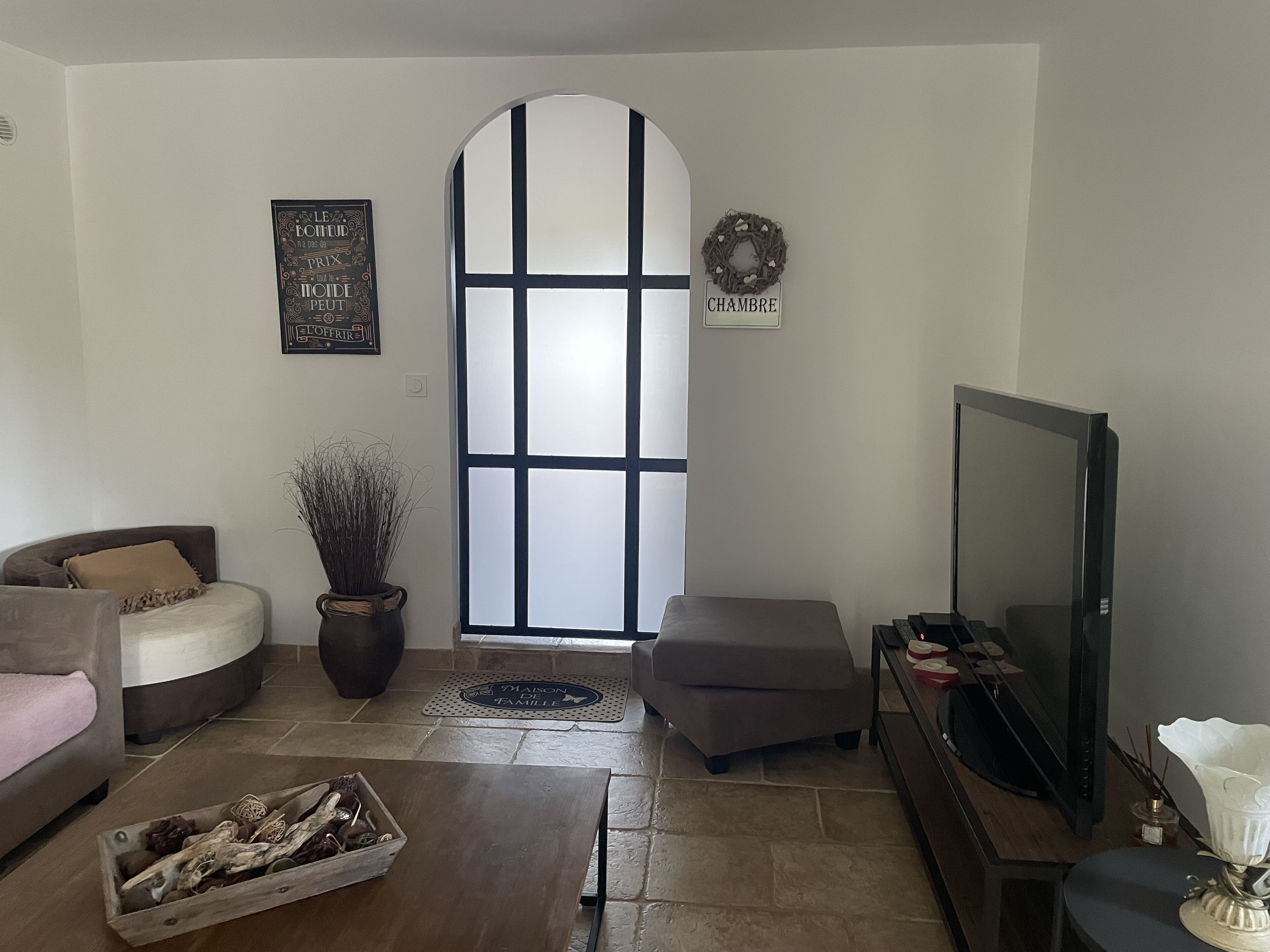 TV, books, stereo