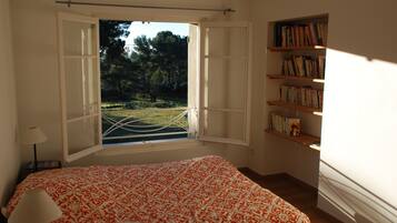 3 chambres, fer et planche Ă repasser, lit parapluie, Wi-Fi gratuit