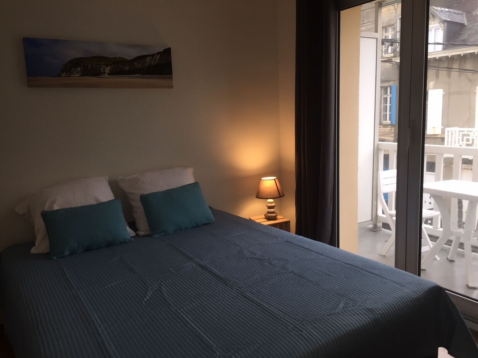 1 chambre, lit parapluie, Wi-Fi gratuit, draps fournis