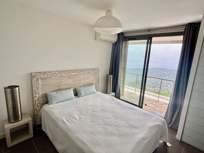 5 camere, ferro/asse da stiro, culla da viaggio, Wi-Fi gratuito