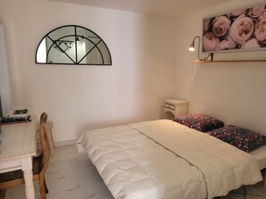 1 sovrum, strykjärn/strykbräda, gratis wi-fi och sängkläder