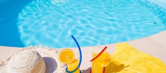 Biarritz, Anglet, beautiful 3 stars villa near beach with pool, garden, quiet
