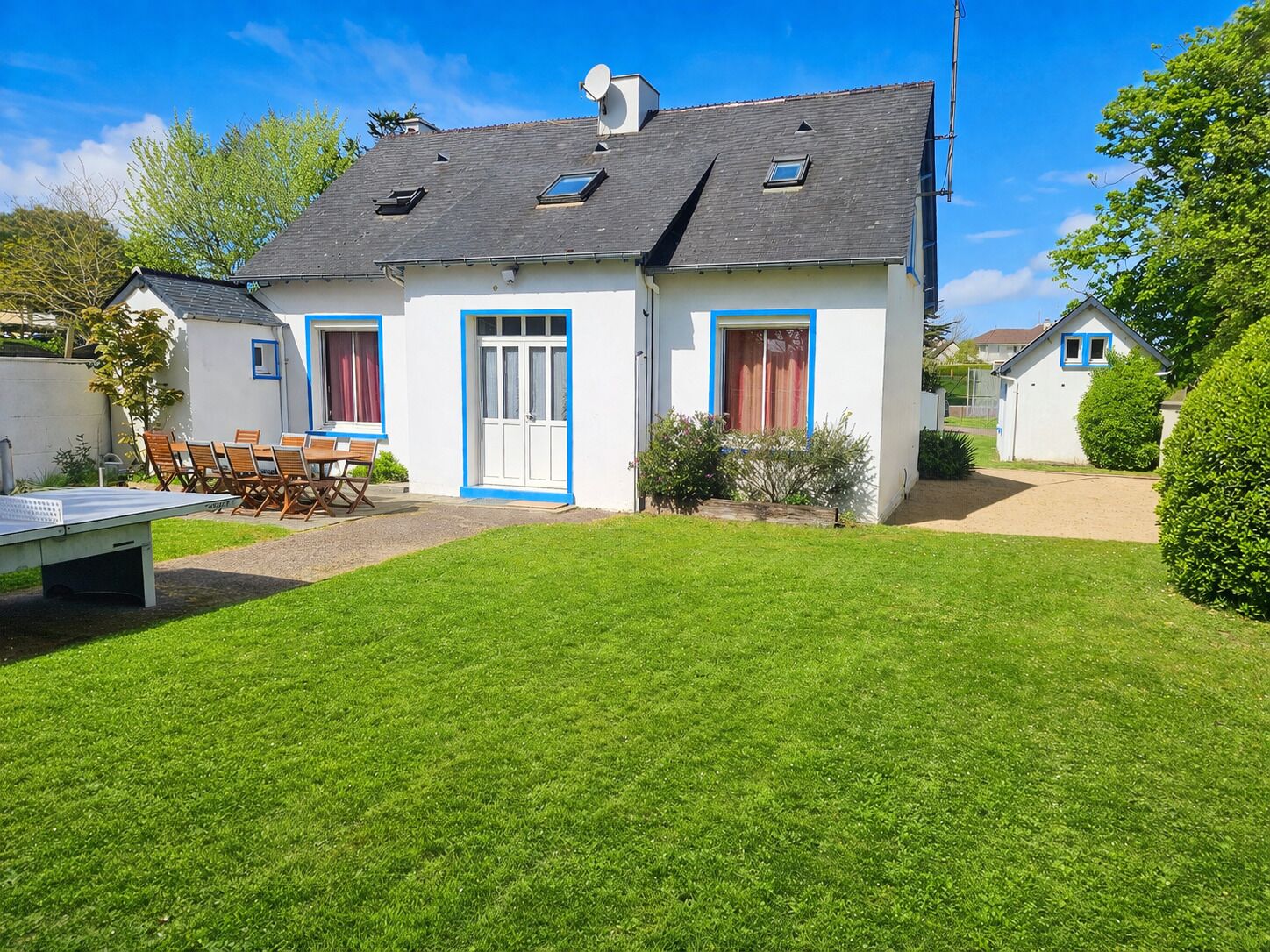 La Maison : l'entrée, côté Gaieté.