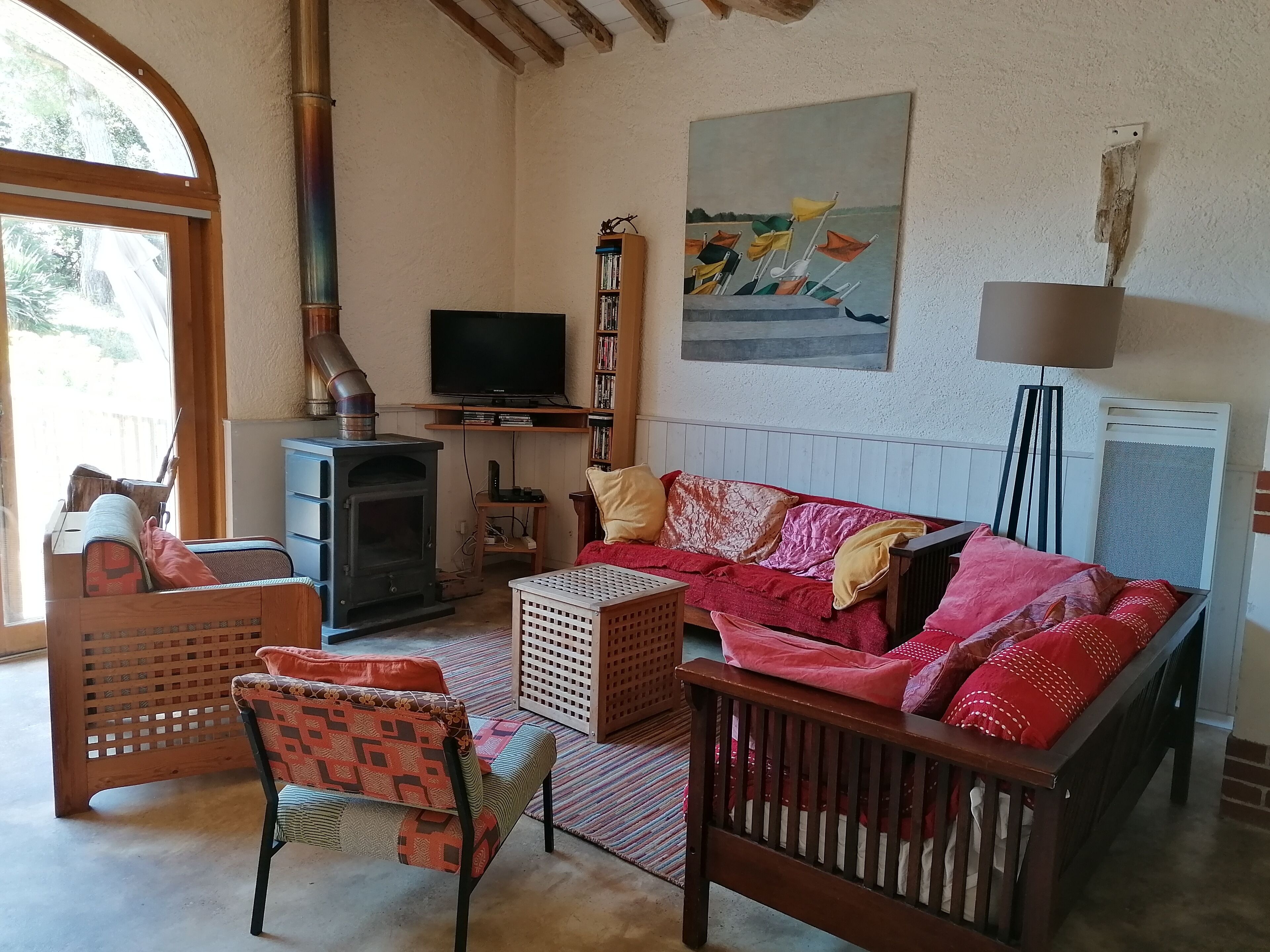 At the heart of a vineyard of Layon, gite awarded 3 epis, with a pool