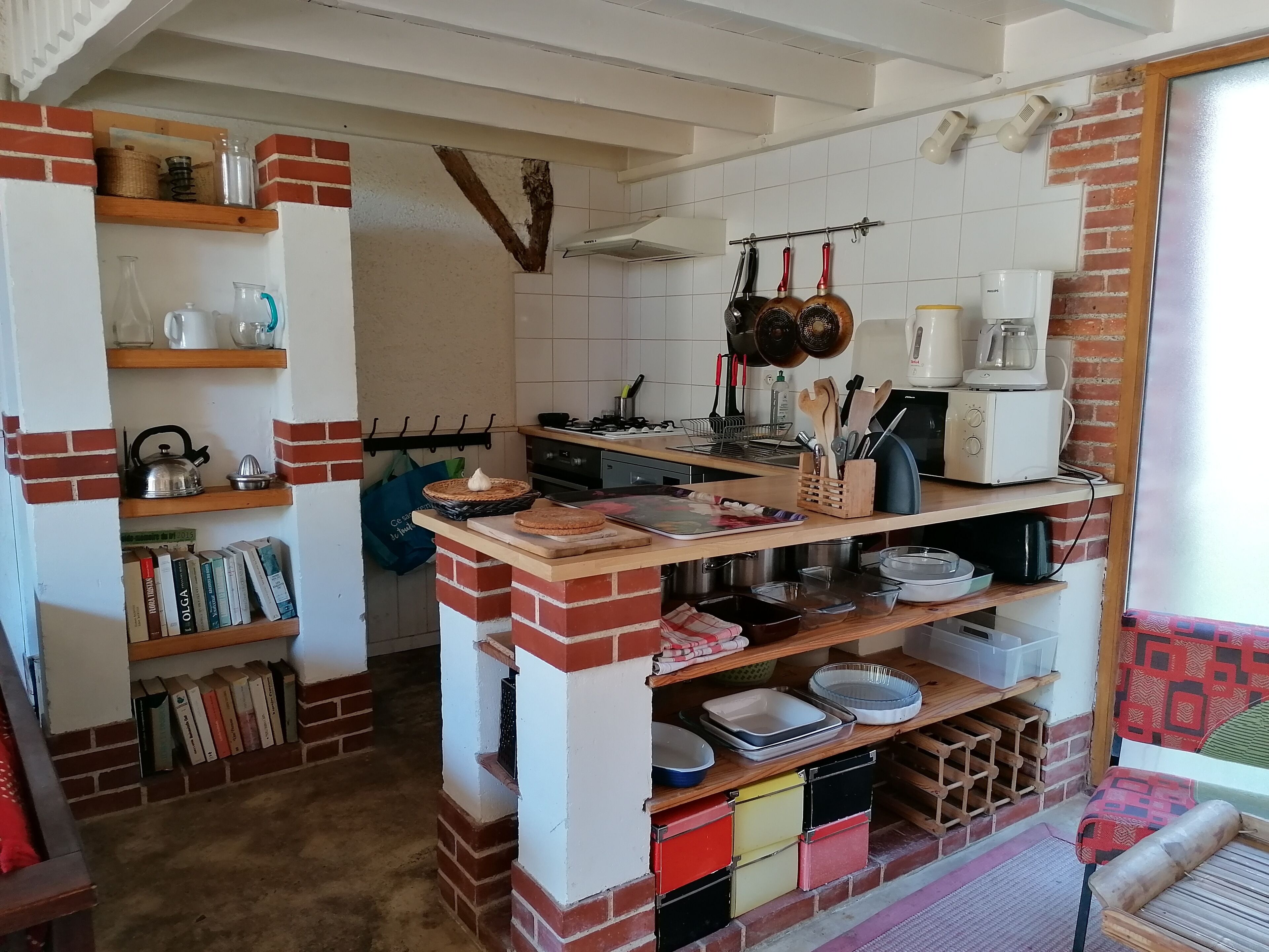 At the heart of a vineyard of Layon, gite awarded 3 epis, with a pool