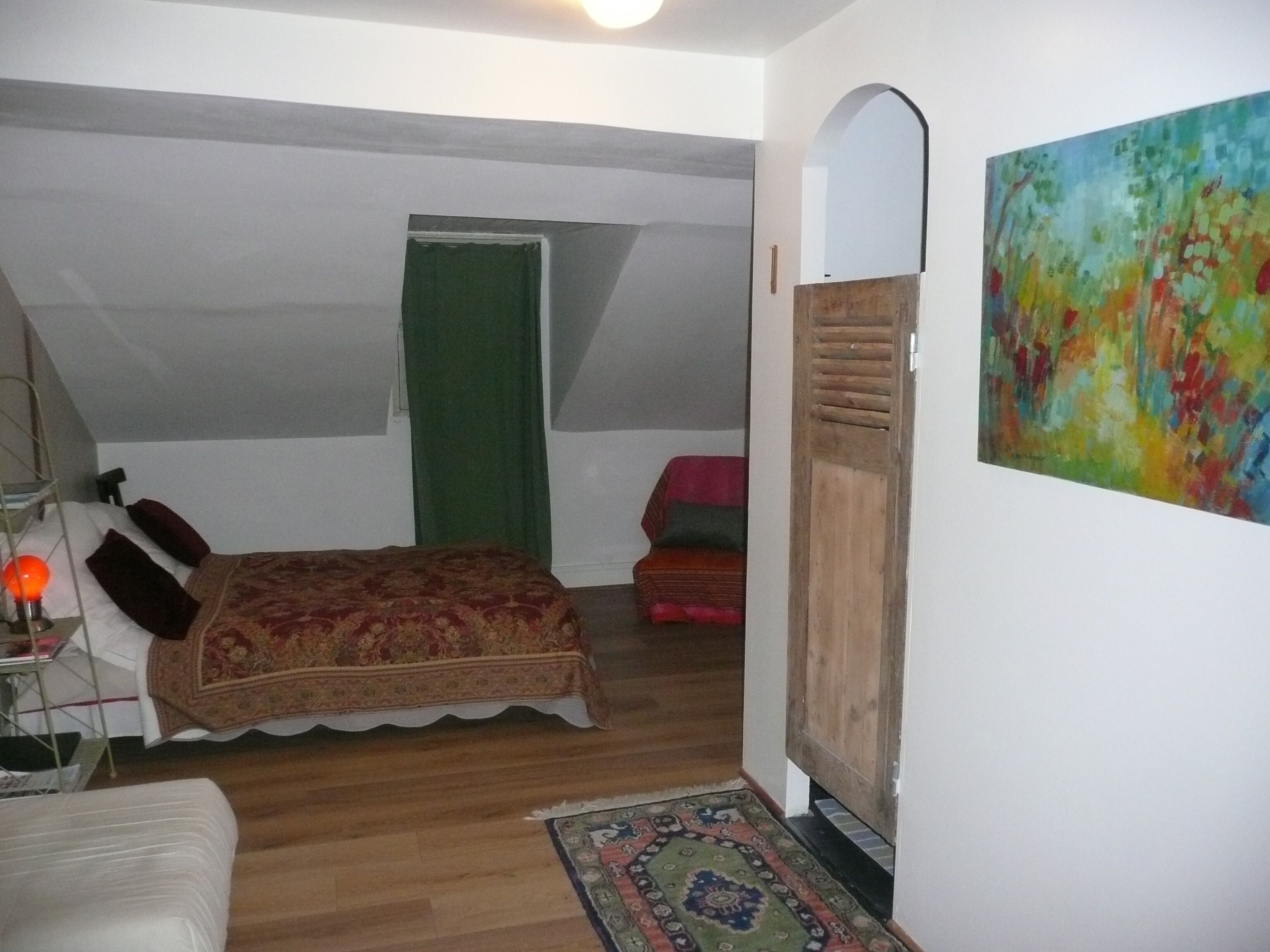    Break in the center of Saumur superb castle view