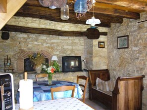 Dining - Ideal couple old bread oven 3 pers in pleasant place, swimming pool near Sarlat (Salviac)