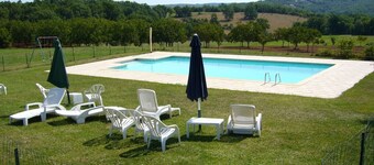 Ideal couple old bread oven 3 pers in pleasant place, swimming pool near Sarlat
