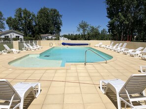 Piscine extérieure, piscine chauffée