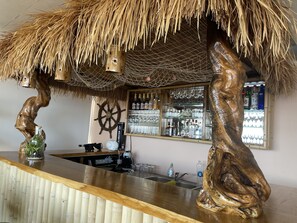 Bar (in der Unterkunft)