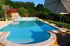 Piscine extérieure, piscine chauffée